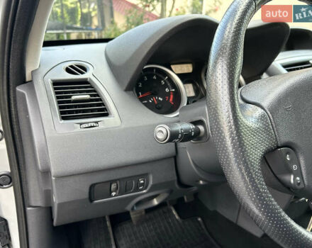 Рено Меган 2007 в Виннице на Automoto.ua Серый Рено Меган, объемом двигателя 1.6 л и пробегом 178 тыс. км за 5850 $, фото 52 на Automoto.ua