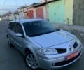Серый Рено Меган, объемом двигателя 2 л и пробегом 162 тыс. км за 6299 $, фото 2 на Automoto.ua