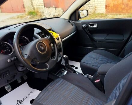 Сірий Рено Меган, об'ємом двигуна 1.6 л та пробігом 223 тис. км за 6200 $, фото 9 на Automoto.ua