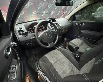 Серый Рено Меган, объемом двигателя 1.6 л и пробегом 248 тыс. км за 5500 $, фото 19 на Automoto.ua