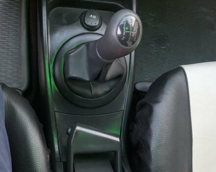 Серый Рено Меган, объемом двигателя 1.6 л и пробегом 281 тыс. км за 4500 $, фото 15 на Automoto.ua