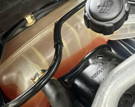 Серый Рено Меган, объемом двигателя 1.6 л и пробегом 174 тыс. км за 5550 $, фото 31 на Automoto.ua