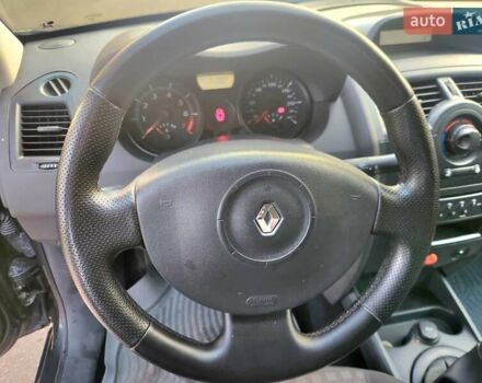 Серый Рено Меган, объемом двигателя 1.6 л и пробегом 248 тыс. км за 5300 $, фото 20 на Automoto.ua