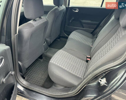 Рено Меган 2007 в Кривом Роге на Automoto.ua Серый Рено Меган, объемом двигателя 1.46 л и пробегом 290 тыс. км за 5500 $, фото 9 на Automoto.ua