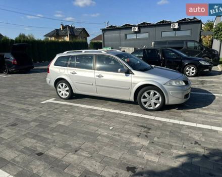 Серый Рено Меган, объемом двигателя 2 л и пробегом 134 тыс. км за 5600 $, фото 1 на Automoto.ua