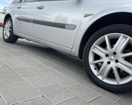 Серый Рено Меган, объемом двигателя 1.6 л и пробегом 196 тыс. км за 5500 $, фото 3 на Automoto.ua