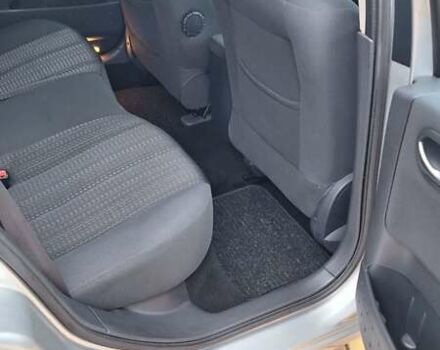 Сірий Рено Меган, об'ємом двигуна 1.6 л та пробігом 74 тис. км за 6800 $, фото 13 на Automoto.ua