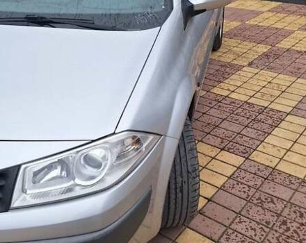 Сірий Рено Меган, об'ємом двигуна 1.6 л та пробігом 74 тис. км за 6800 $, фото 2 на Automoto.ua