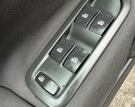 Серый Рено Меган, объемом двигателя 1.6 л и пробегом 174 тыс. км за 5550 $, фото 27 на Automoto.ua