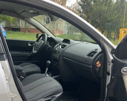 Сірий Рено Меган, об'ємом двигуна 1.9 л та пробігом 230 тис. км за 5200 $, фото 8 на Automoto.ua