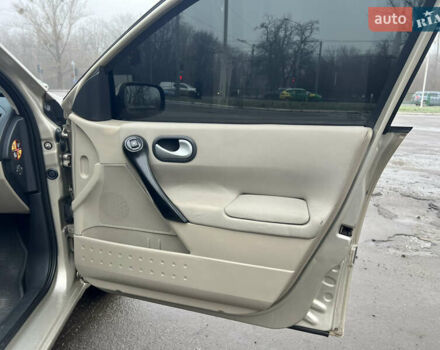 Серый Рено Меган, объемом двигателя 1.6 л и пробегом 281 тыс. км за 4800 $, фото 24 на Automoto.ua