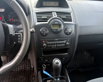 Серый Рено Меган, объемом двигателя 1.6 л и пробегом 215 тыс. км за 5400 $, фото 11 на Automoto.ua