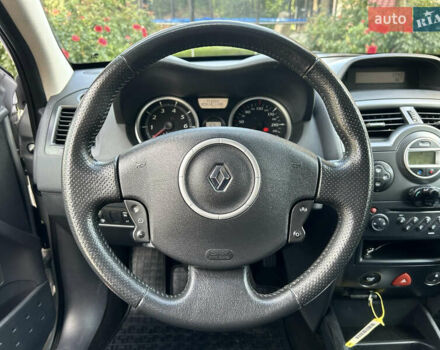 Рено Меган 2007 в Виннице на Automoto.ua Серый Рено Меган, объемом двигателя 1.6 л и пробегом 178 тыс. км за 5850 $, фото 41 на Automoto.ua