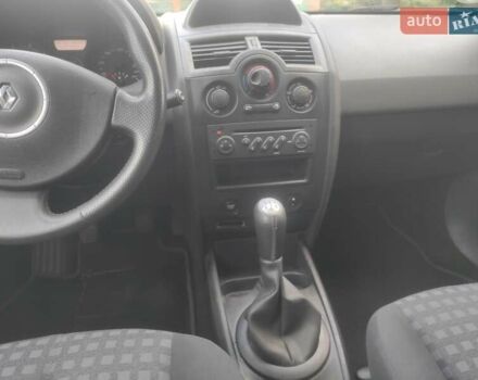 Серый Рено Меган, объемом двигателя 1.6 л и пробегом 206 тыс. км за 5390 $, фото 14 на Automoto.ua