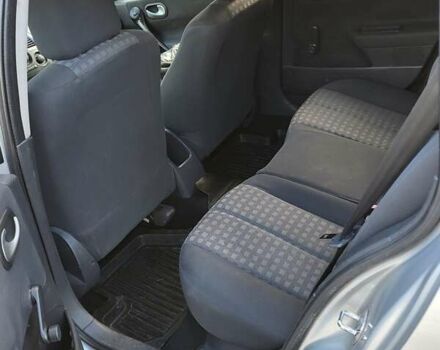 Рено Меган 2007 в Сумах на Automoto.ua Серый Рено Меган, объемом двигателя 1.4 л и пробегом 228 тыс. км за 3300 $, фото 10 на Automoto.ua