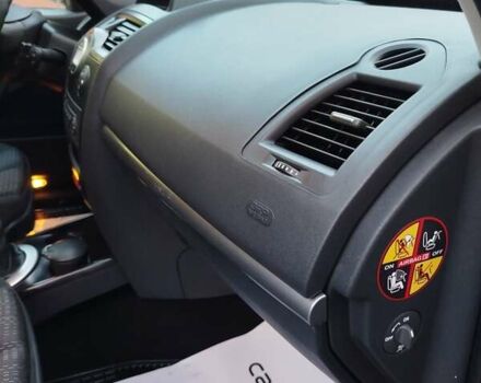 Серый Рено Меган, объемом двигателя 2 л и пробегом 162 тыс. км за 6299 $, фото 118 на Automoto.ua