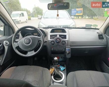 Серый Рено Меган, объемом двигателя 1.9 л и пробегом 309 тыс. км за 4600 $, фото 12 на Automoto.ua