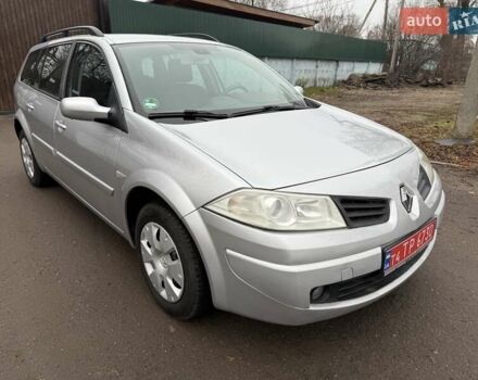 Серый Рено Меган, объемом двигателя 1.6 л и пробегом 206 тыс. км за 5190 $, фото 2 на Automoto.ua