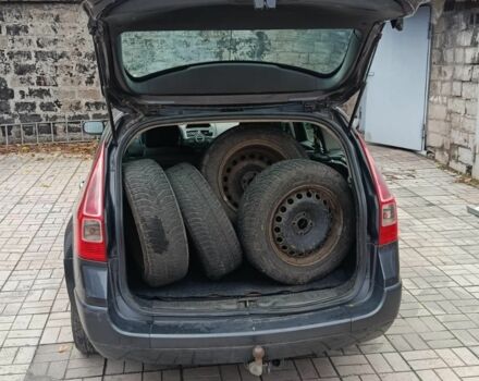 Серый Рено Меган, объемом двигателя 1.6 л и пробегом 400 тыс. км за 3500 $, фото 6 на Automoto.ua