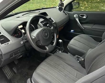 Сірий Рено Меган, об'ємом двигуна 1.6 л та пробігом 174 тис. км за 6000 $, фото 16 на Automoto.ua