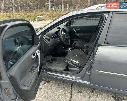Сірий Рено Меган, об'ємом двигуна 1.6 л та пробігом 507 тис. км за 3700 $, фото 5 на Automoto.ua