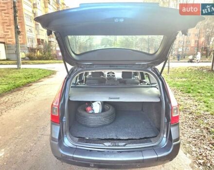 Серый Рено Меган, объемом двигателя 1.6 л и пробегом 248 тыс. км за 5300 $, фото 29 на Automoto.ua