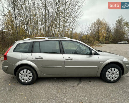 Серый Рено Меган, объемом двигателя 1.6 л и пробегом 179 тыс. км за 5300 $, фото 14 на Automoto.ua