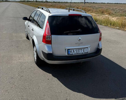 Рено Меган 2007 в Килие на Automoto.ua Серый Рено Меган, объемом двигателя 1.6 л и пробегом 241 тыс. км за 5000 $, фото 5 на Automoto.ua
