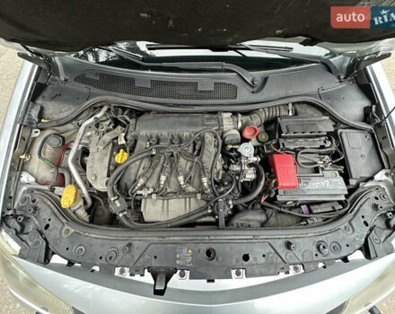 Сірий Рено Меган, об'ємом двигуна 2 л та пробігом 262 тис. км за 5650 $, фото 15 на Automoto.ua