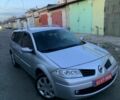 Сірий Рено Меган, об'ємом двигуна 2 л та пробігом 162 тис. км за 6299 $, фото 3 на Automoto.ua