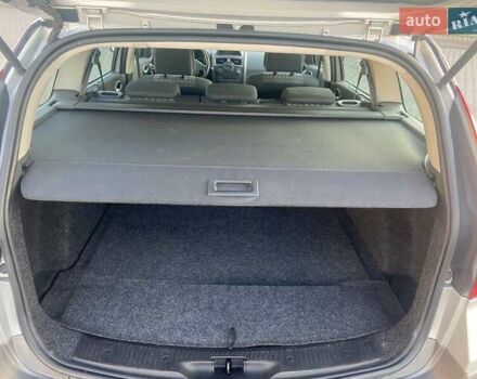 Сірий Рено Меган, об'ємом двигуна 1.6 л та пробігом 201 тис. км за 4780 $, фото 22 на Automoto.ua