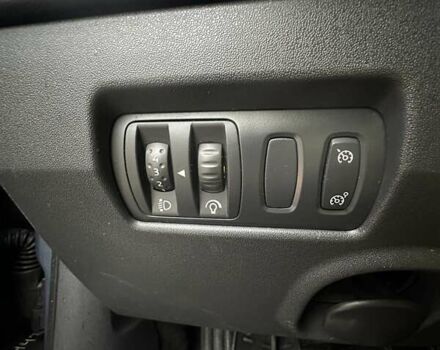 Серый Рено Меган, объемом двигателя 1.6 л и пробегом 248 тыс. км за 5500 $, фото 22 на Automoto.ua