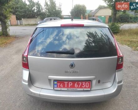 Серый Рено Меган, объемом двигателя 1.6 л и пробегом 206 тыс. км за 5390 $, фото 5 на Automoto.ua