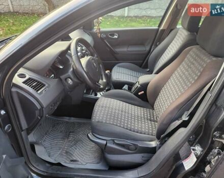 Серый Рено Меган, объемом двигателя 1.6 л и пробегом 248 тыс. км за 5300 $, фото 12 на Automoto.ua