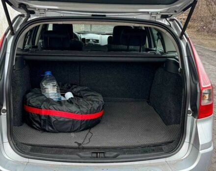 Серый Рено Меган, объемом двигателя 1.6 л и пробегом 244 тыс. км за 6000 $, фото 5 на Automoto.ua