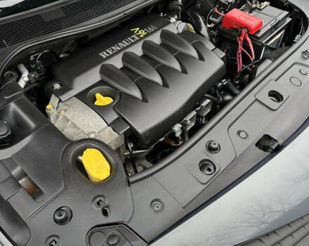 Серый Рено Меган, объемом двигателя 1.6 л и пробегом 174 тыс. км за 5550 $, фото 30 на Automoto.ua