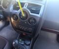 Рено Меган 2007 у Бару на Automoto.ua Сірий Рено Меган, об'ємом двигуна 1.6 л та пробігом 215 тис. км за 4999 $, фото 18 на Automoto.ua