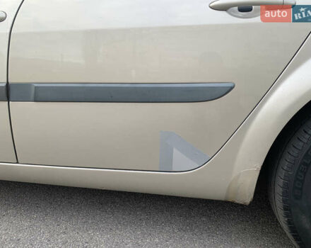 Серый Рено Меган, объемом двигателя 1.6 л и пробегом 281 тыс. км за 4500 $, фото 19 на Automoto.ua