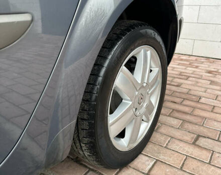 Серый Рено Меган, объемом двигателя 1.6 л и пробегом 174 тыс. км за 5550 $, фото 44 на Automoto.ua