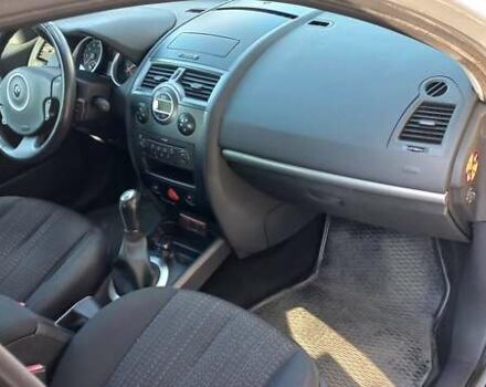 Рено Меган 2007 в Луцке на Automoto.ua Серый Рено Меган, объемом двигателя 1.6 л и пробегом 248 тыс. км за 6000 $, фото 3 на Automoto.ua