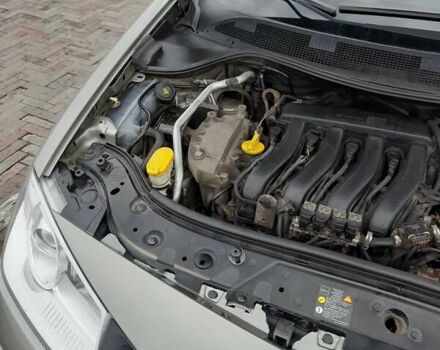 Серый Рено Меган, объемом двигателя 1.6 л и пробегом 234 тыс. км за 4999 $, фото 14 на Automoto.ua