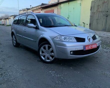 Серый Рено Меган, объемом двигателя 2 л и пробегом 162 тыс. км за 6299 $, фото 20 на Automoto.ua