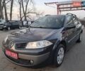 Серый Рено Меган, объемом двигателя 1.6 л и пробегом 221 тыс. км за 5300 $, фото 1 на Automoto.ua
