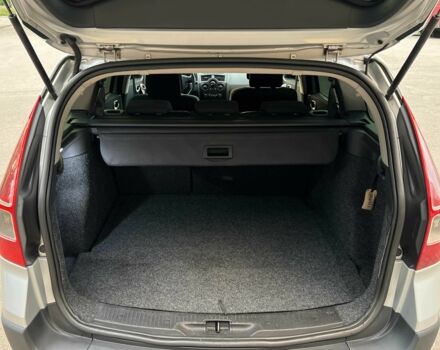 Серый Рено Меган, объемом двигателя 1.6 л и пробегом 190 тыс. км за 5300 $, фото 10 на Automoto.ua