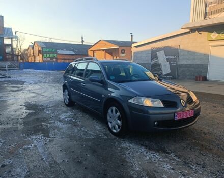 Серый Рено Меган, объемом двигателя 2 л и пробегом 195 тыс. км за 6100 $, фото 2 на Automoto.ua