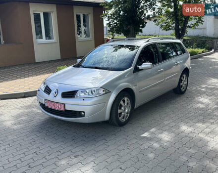 Серый Рено Меган, объемом двигателя 2 л и пробегом 220 тыс. км за 5800 $, фото 1 на Automoto.ua