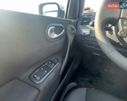 Серый Рено Меган, объемом двигателя 1.6 л и пробегом 183 тыс. км за 6000 $, фото 24 на Automoto.ua