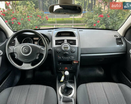 Рено Меган 2007 в Виннице на Automoto.ua Серый Рено Меган, объемом двигателя 1.6 л и пробегом 178 тыс. км за 5850 $, фото 47 на Automoto.ua