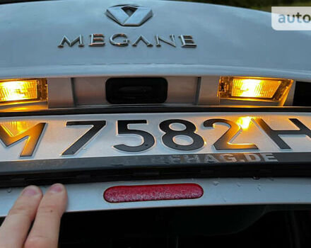 Сірий Рено Меган, об'ємом двигуна 1.6 л та пробігом 196 тис. км за 5100 $, фото 1 на Automoto.ua