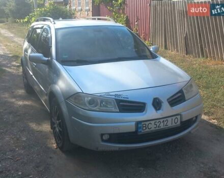 Рено Меган 2007 у Славянске на Automoto.ua Сірий Рено Меган, об'ємом двигуна 1.46 л та пробігом 363 тис. км за 5200 $, фото 4 на Automoto.ua